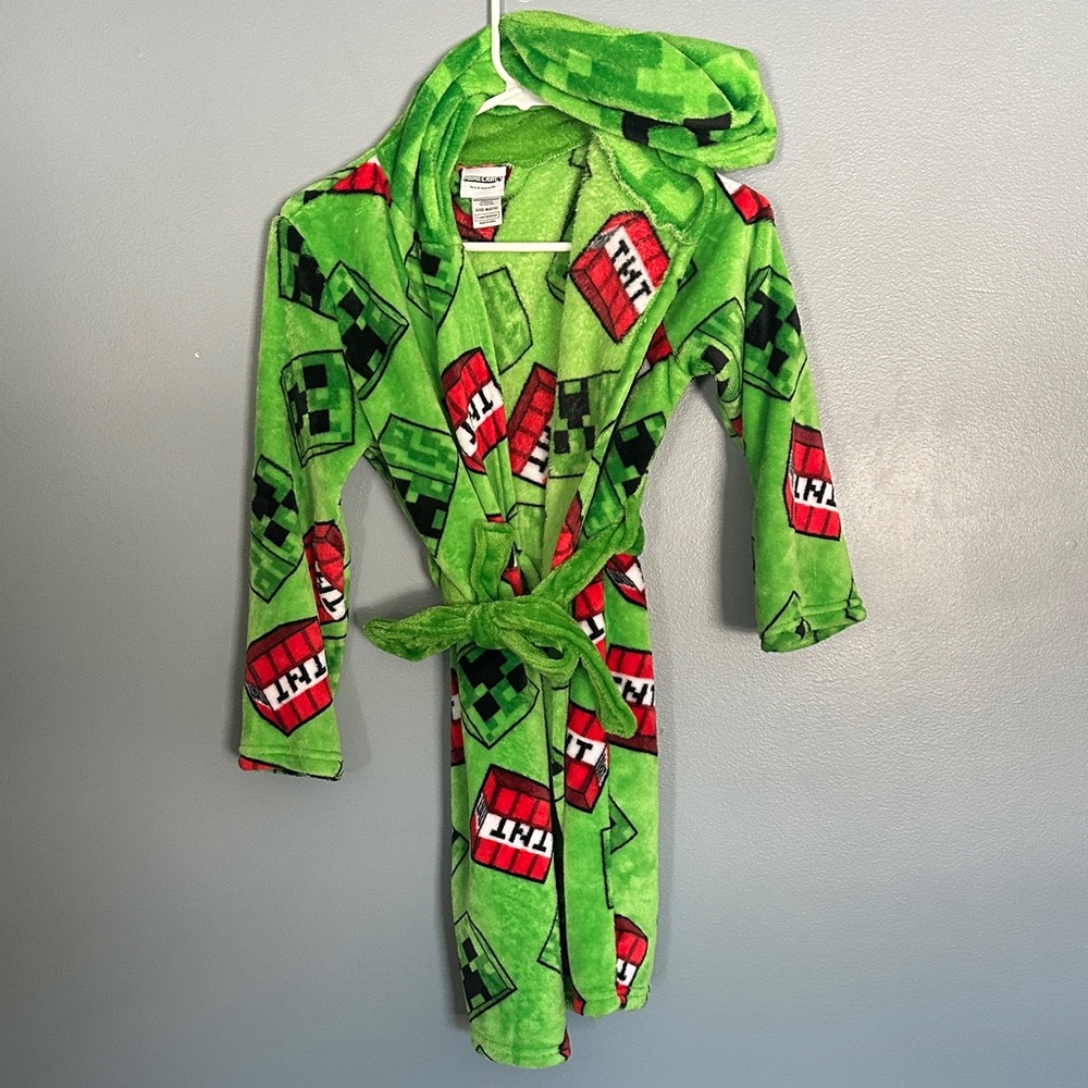 Minecraft robe size 8/10